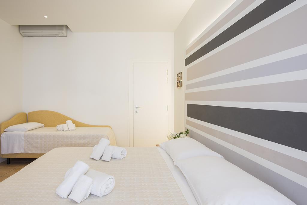 Hotel Pacific Cattolica Esterno foto